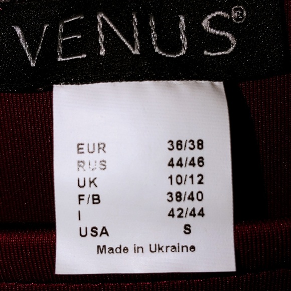 VENUS MAROON DRESS💕 - Picture 2 of 4